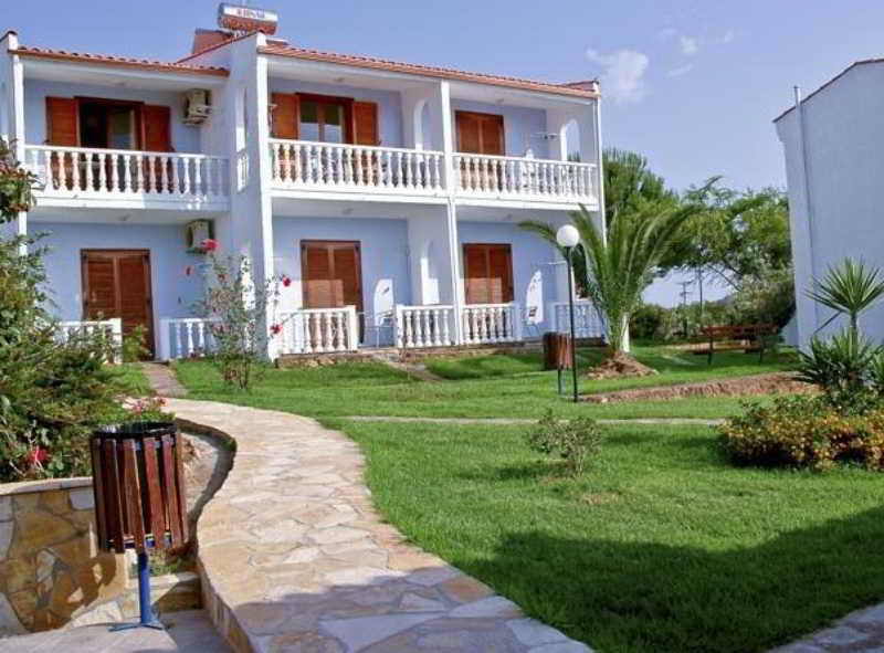 Hotel Navarone Petrochori  Exterior photo